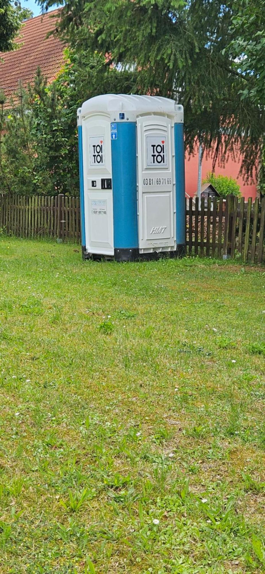 Hotel Mietwohnwagen Inklusive Stellplatz & Strom - Dixi-Wc Carpin Exterior foto
